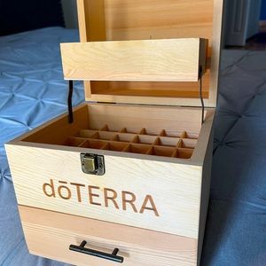 DoTERRA essential oil wooden storage box